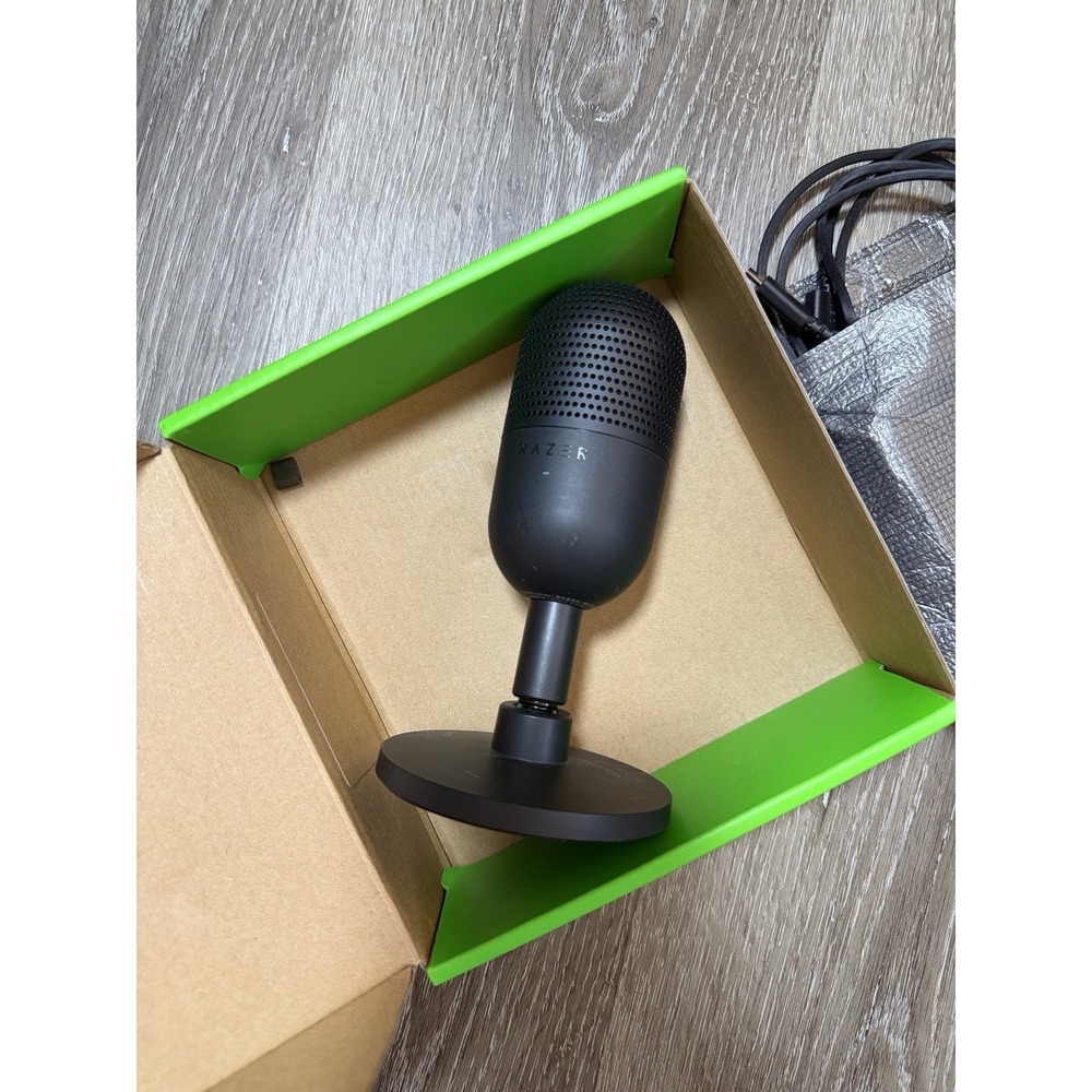 Razer Seiren V3 Mini USB Condenser Microphone Black Tap-To-Mute w/ Box